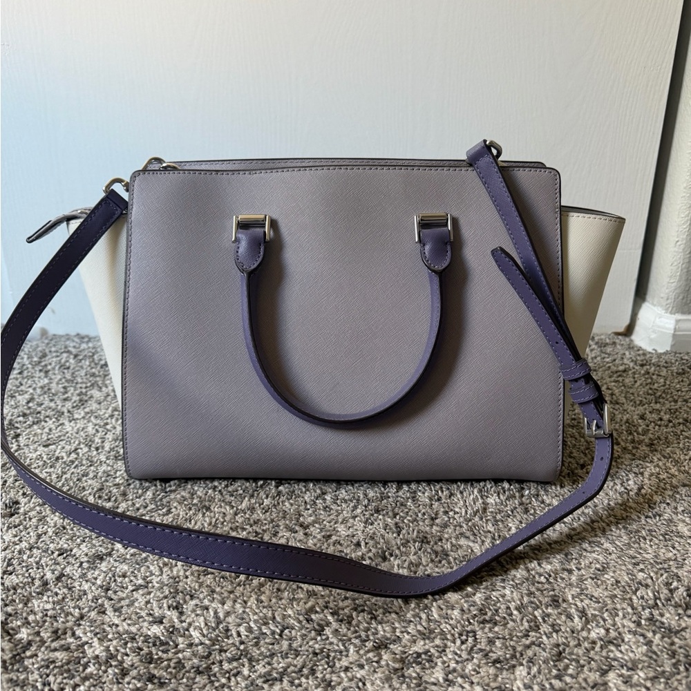 Michael Kors Two-Tone Bag in Purple and Cream - Picture 2 of 10